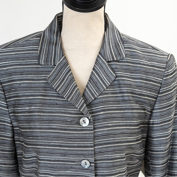 Worthington textured pattern neutral horizontal stripe pearl look buttons 10 - Picture 4 of 16